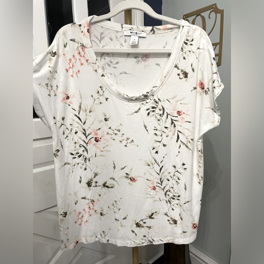 WHBM short sleeve power tee top EUC size medium